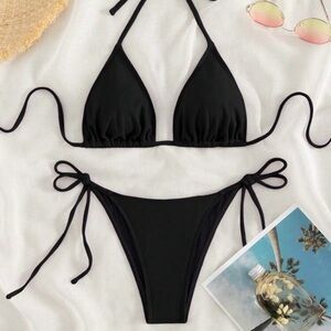 Amazon Elegant Black Bikini Set